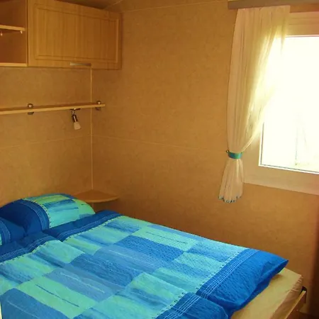 Campsite Mobilehouse & Lijak Sempas