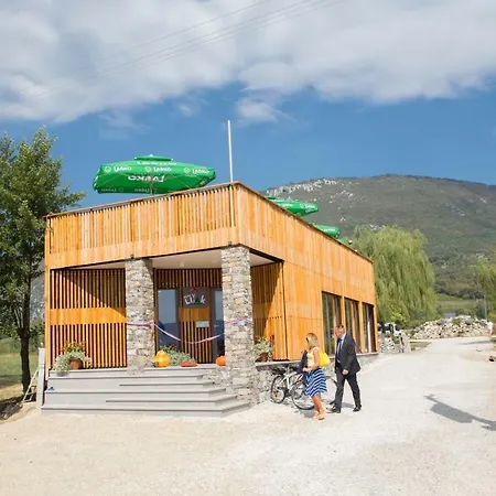 Campsite Mobilehouse & Lijak 2*
