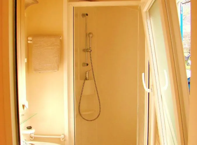 Mobilehouse & Lijak 2*